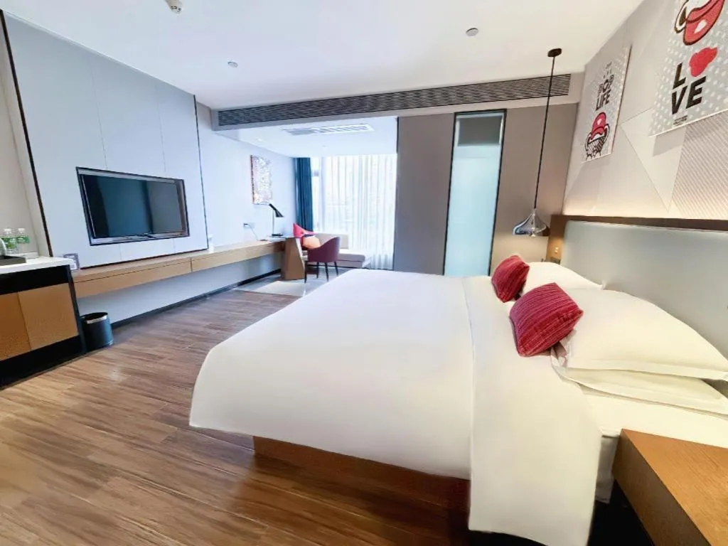 Bed in Borrman Hotel Guigang Pingnan Donghu