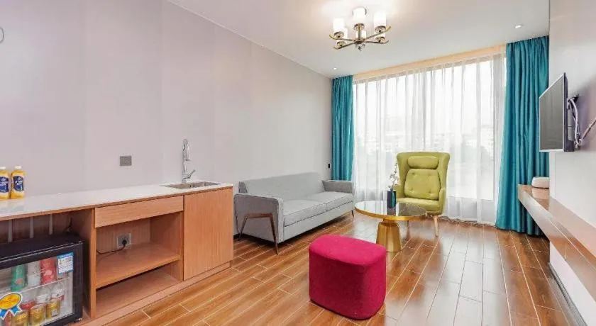 Bed in Borrman Hotel Guigang Pingnan Donghu