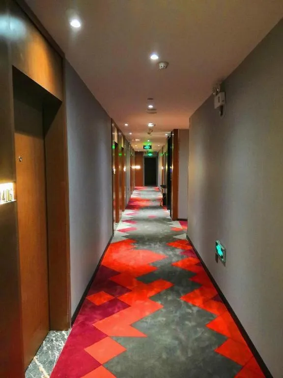 Borrman Hotel Guigang Pingnan Donghu