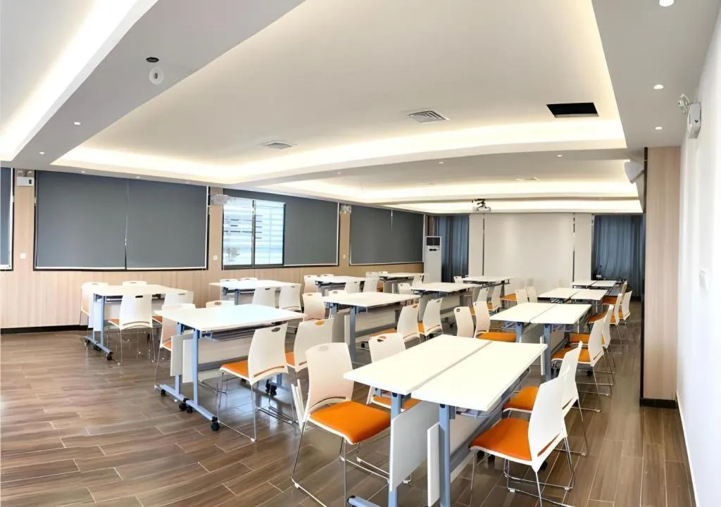 Borrman Hotel Guigang Pingnan Donghu