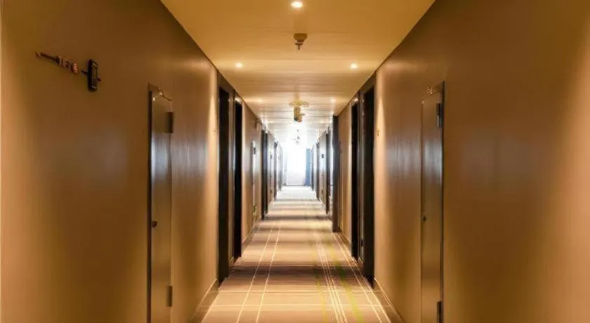 City Comfort Premier Hotel Wuhan Wangjiawan Hanyang Bus Station Metro Station