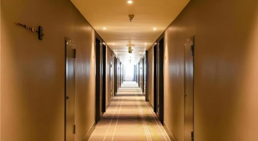 City Comfort Premier Hotel Wuhan Wangjiawan Hanyang Bus Station Metro Station