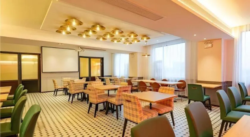 City Comfort Premier Hotel Wuhan Wangjiawan Hanyang Bus Station Metro Station