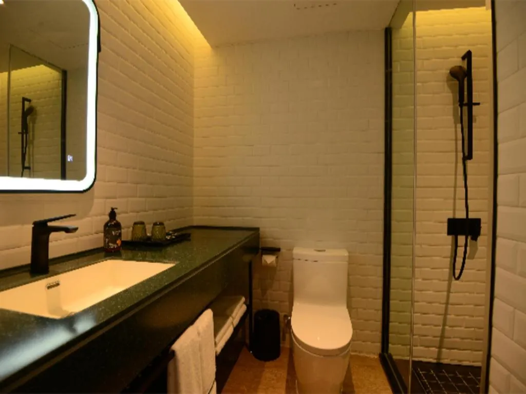 City Comfort Premier Hotel Wuhan Wangjiawan Hanyang Bus Station Metro Station