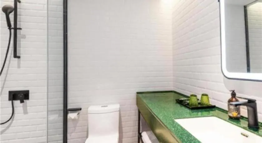 City Comfort Premier Hotel Wuhan Wangjiawan Hanyang Bus Station Metro Station