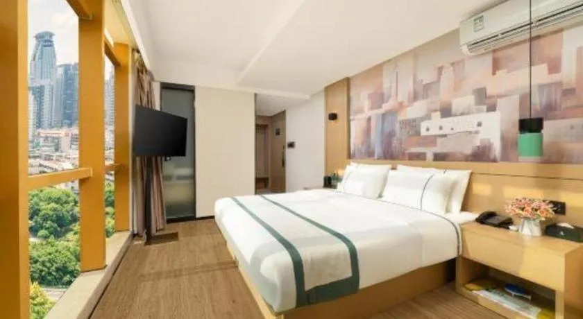 Bed in City Comfort Inn Nanning Exhibition Center Hangyang City Metro Station