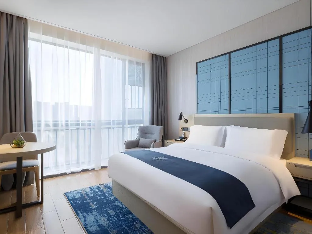 Bed in Echarm Hotel Changsha Yuelu Mountain West Bus Station Metro Station