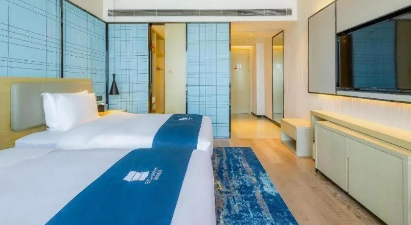 Bed in Echarm Hotel Changsha Yuelu Mountain West Bus Station Metro Station