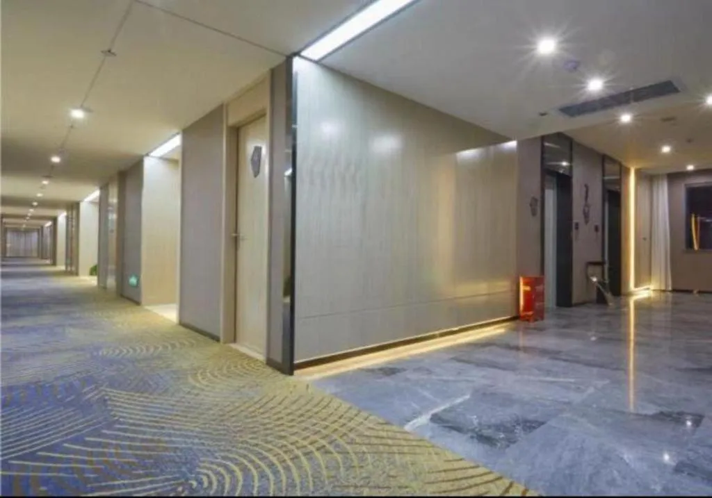 Echarm Hotel Changsha Yuelu Mountain West Bus Station Metro Station