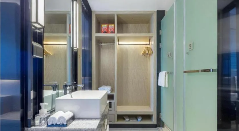 Echarm Hotel Changsha Yuelu Mountain West Bus Station Metro Station