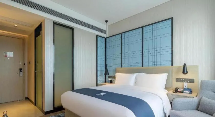 Bed in Echarm Hotel Changsha Yuelu Mountain West Bus Station Metro Station