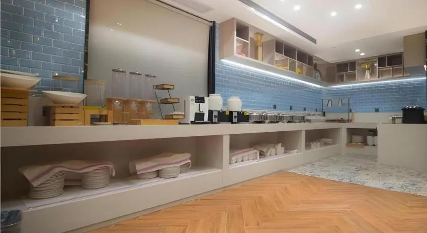 Echarm Hotel Changsha Wuyi Square Railway Metro Station