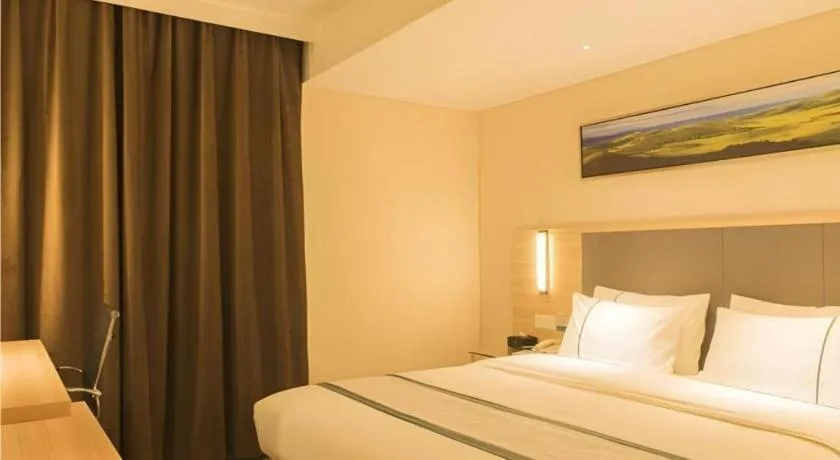 Bed in City Comfort Inn Anyang Railway Station