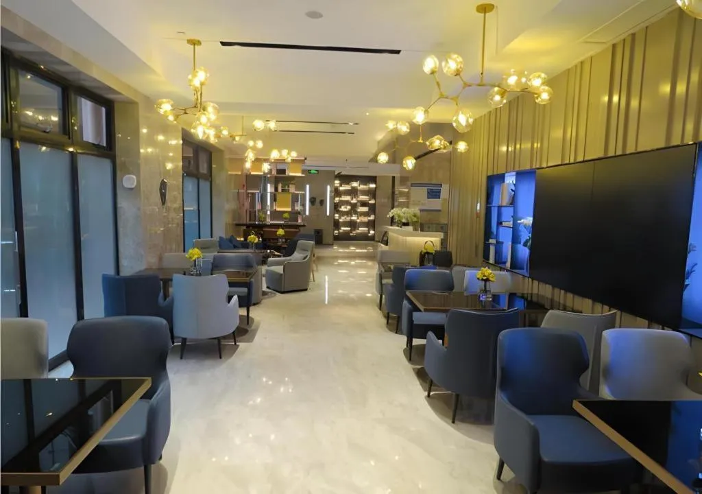 Echarm Hotel Nanchang Bayi Square Metro Station Wushang MALL