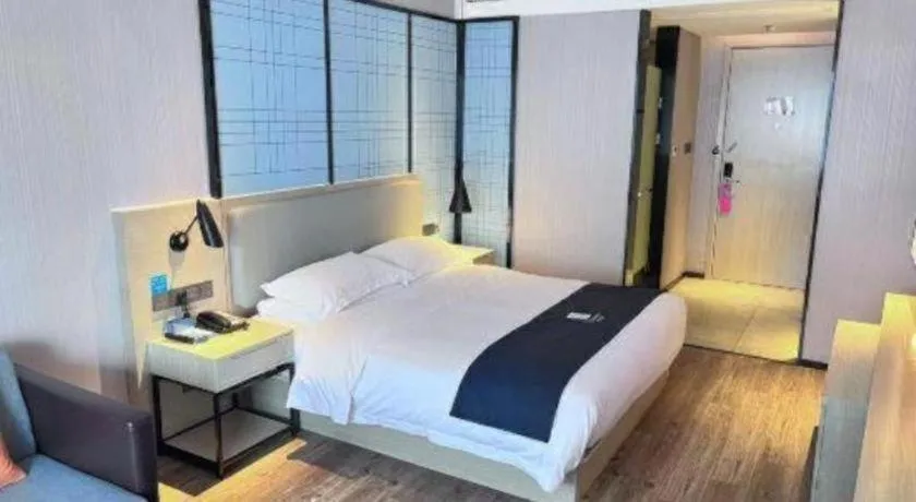 Bed in Echarm Hotel Nanchang Bayi Square Metro Station Wushang MALL
