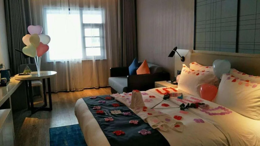 Bed in Echarm Hotel Nanchang Bayi Square Metro Station Wushang MALL