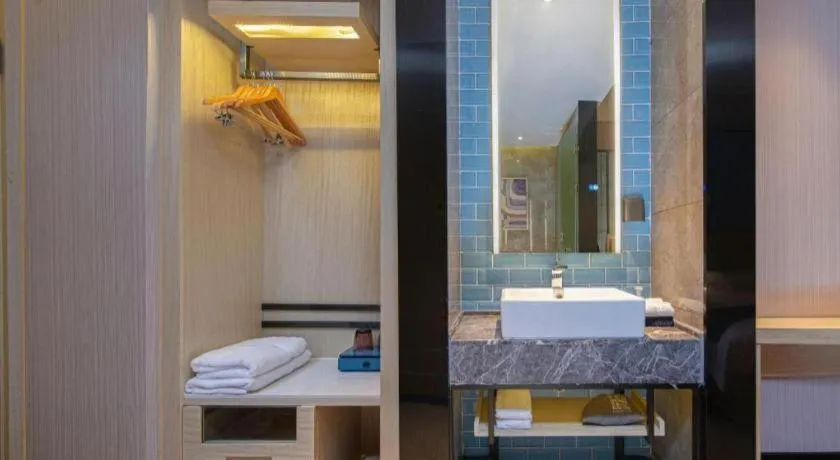 Echarm Hotel Nanchang Bayi Square Metro Station Wushang MALL