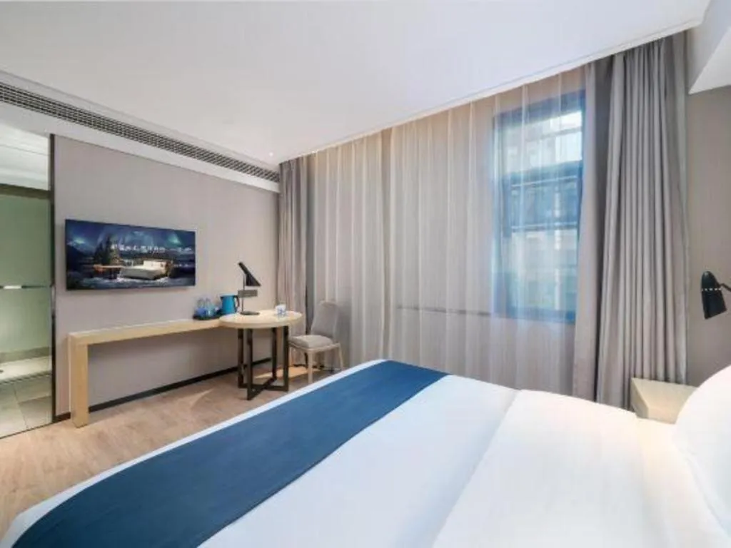 Bed in Echarm Hotel Nanchang Bayi Square Metro Station Wushang MALL