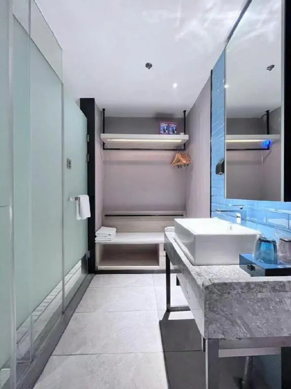 Echarm Hotel Nanchang Bayi Square Metro Station Wushang MALL