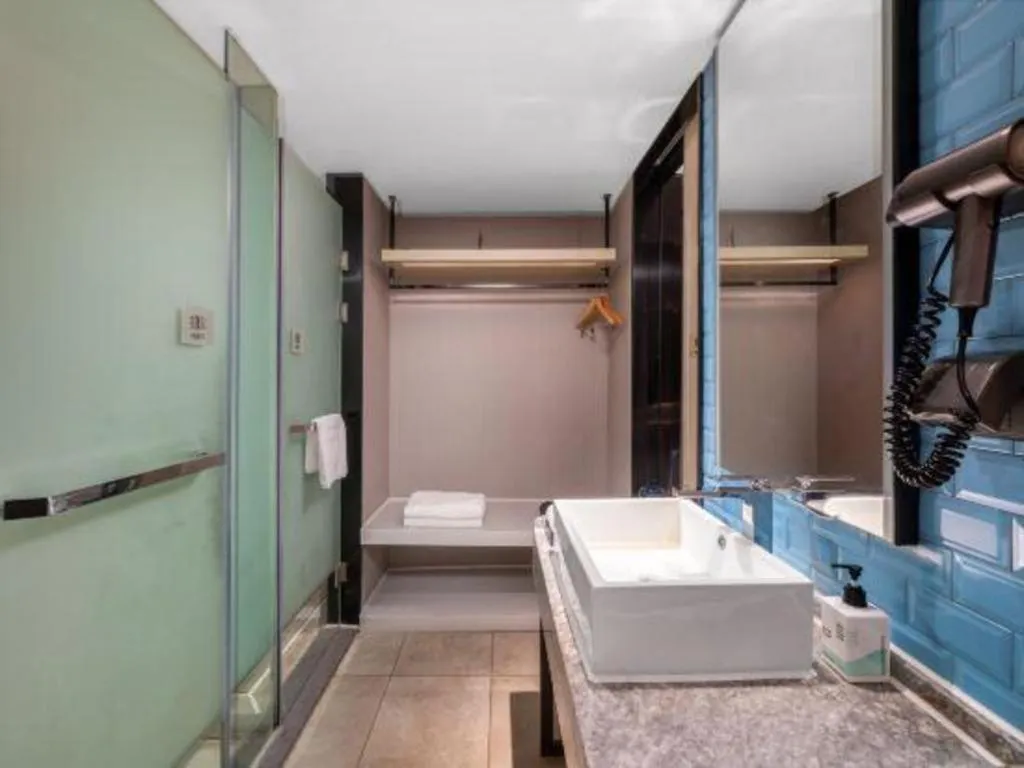 Echarm Hotel Nanchang Bayi Square Metro Station Wushang MALL