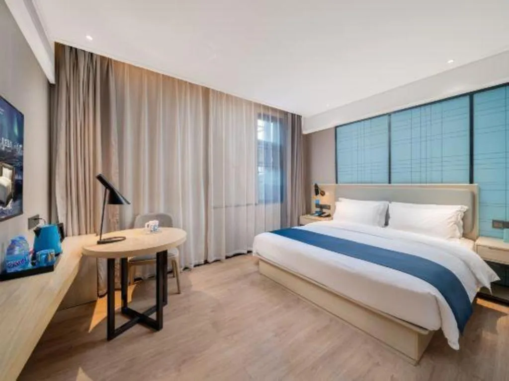 Bed in Echarm Hotel Nanchang Bayi Square Metro Station Wushang MALL