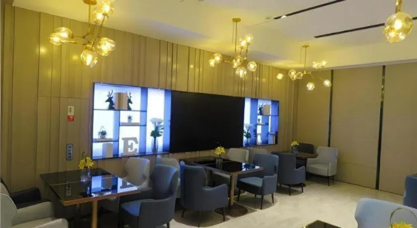 Echarm Hotel Nanchang Bayi Square Metro Station Wushang MALL