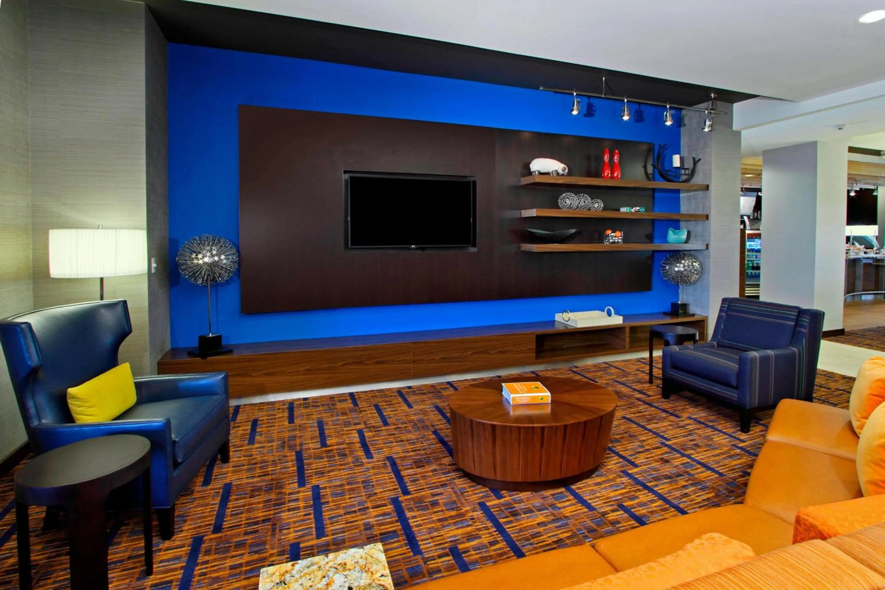 Lobby or reception in Courtyard by Marriott Victoria