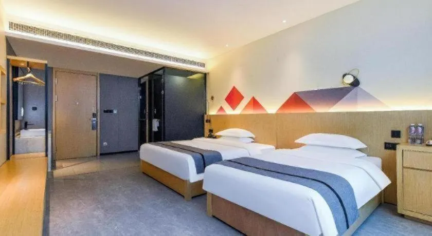 Bed in Borrman Hotel Chongqing Liberation Monument Hongyadong