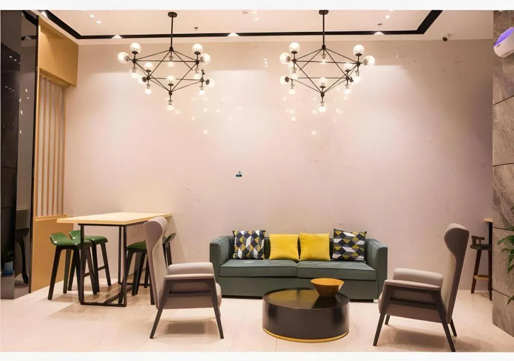 City Comfort Inn Qichun Experimental Middle School