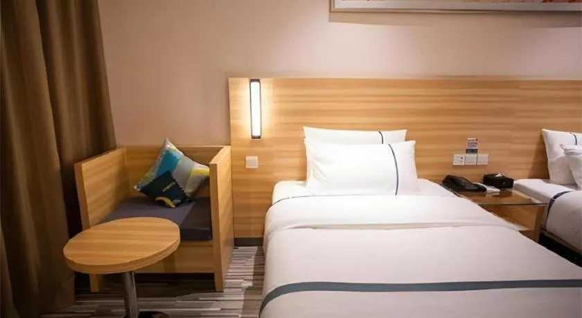 Bed in City Comfort Inn Qichun Experimental Middle School