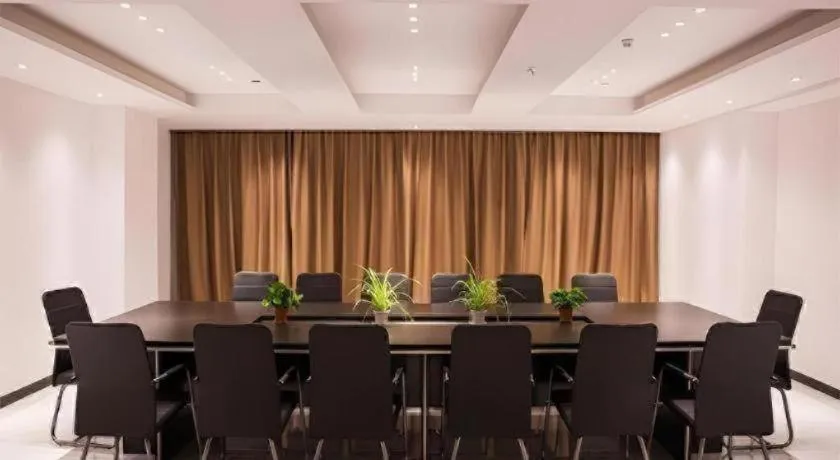 City Comfort Inn Qichun Experimental Middle School