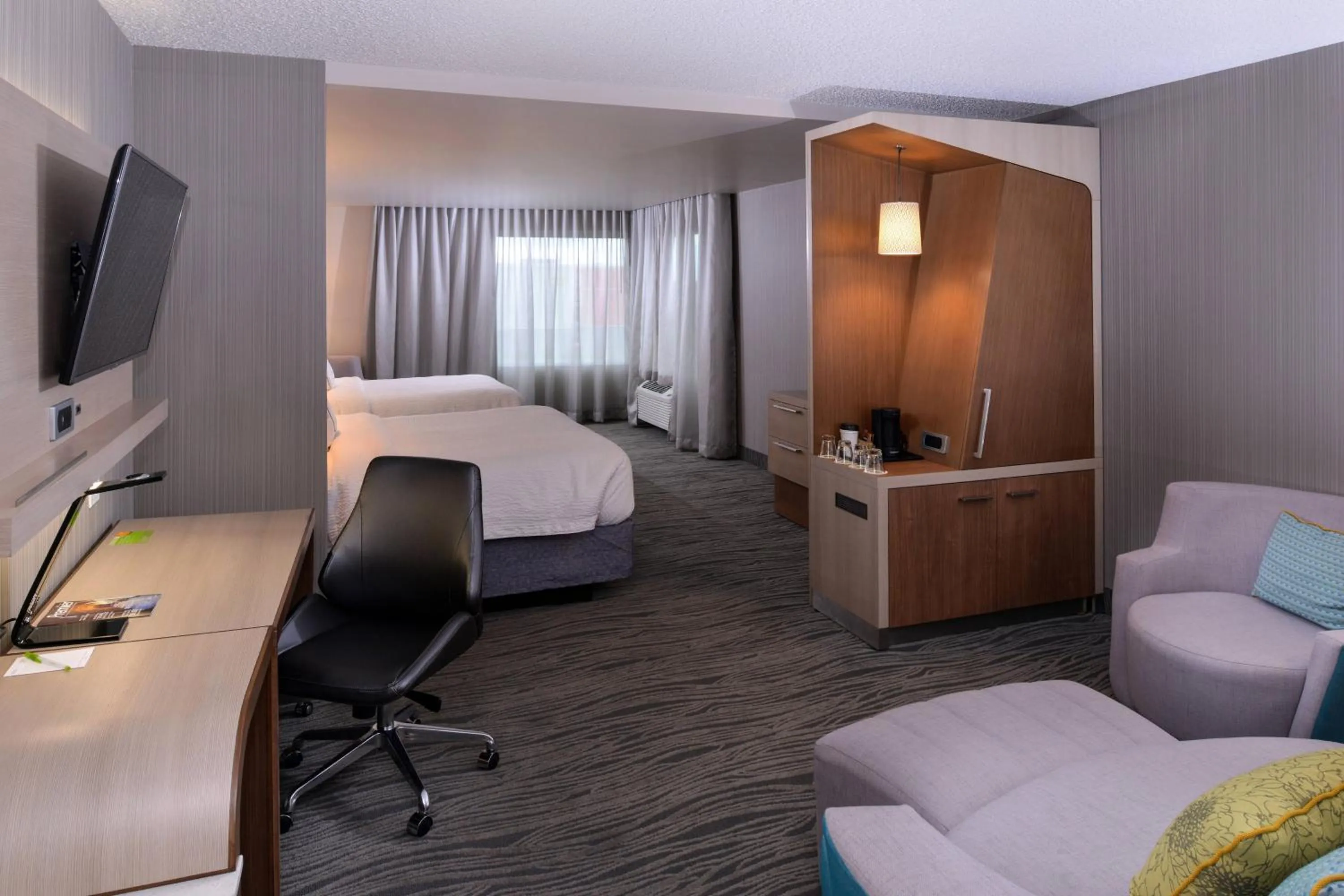 Living room, Bed in Courtyard by Marriott Saskatoon Airport