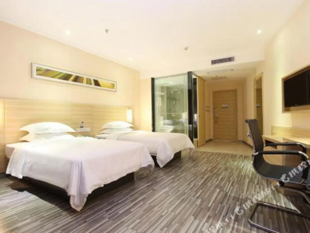 Bed in City Comfort Inn Yangjiang Yangxi Renmin Road Triumph Plaza