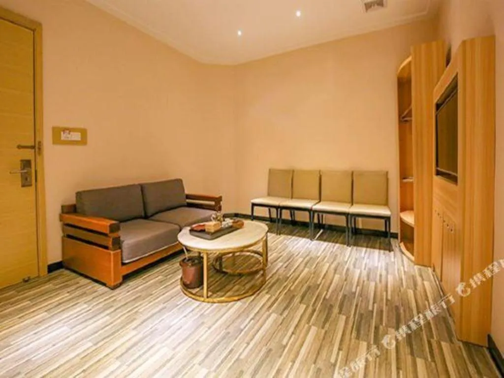 City Comfort Inn Yangjiang Yangxi Renmin Road Triumph Plaza