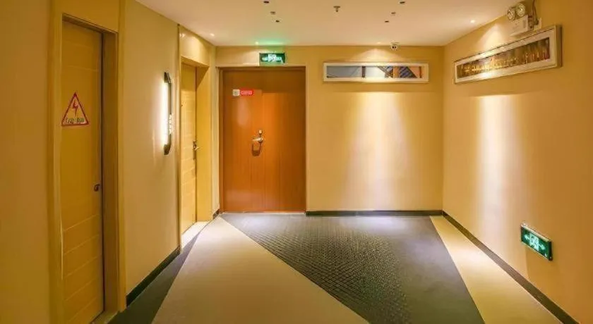 City Comfort Inn Yangjiang Yangxi Renmin Road Triumph Plaza