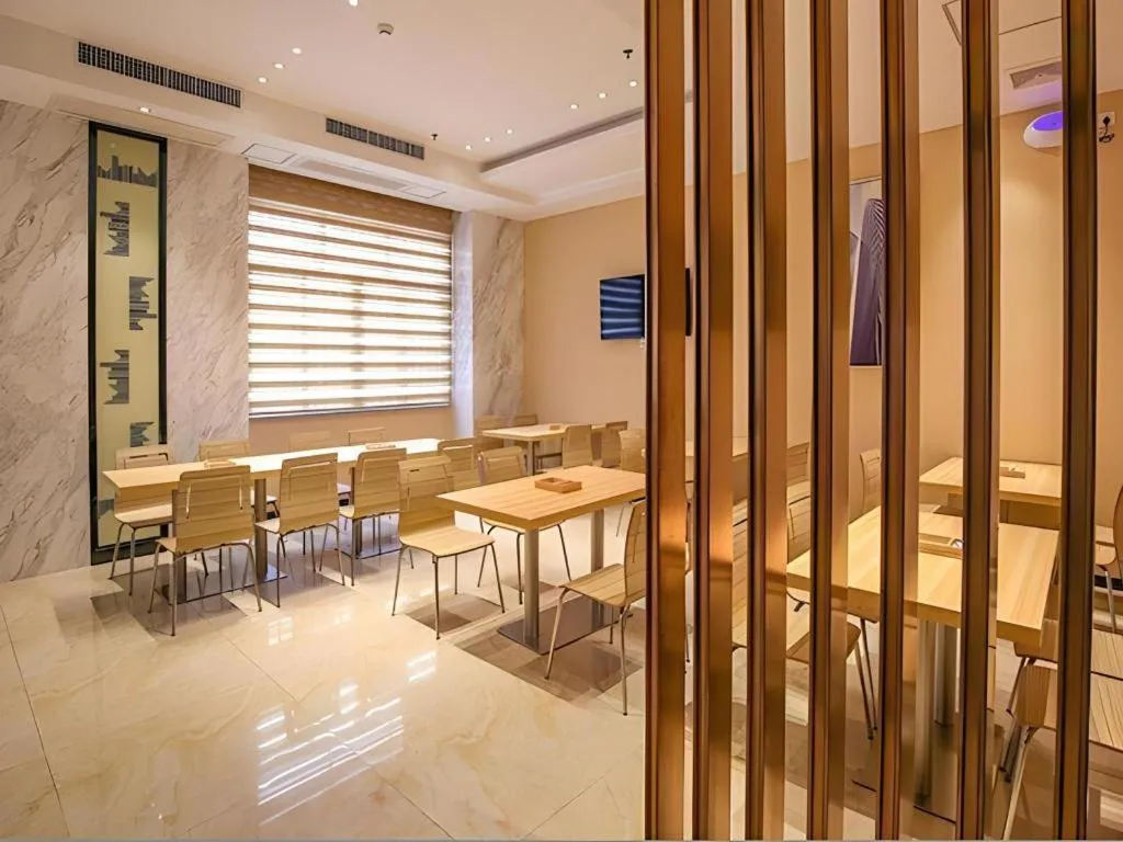 City Comfort Inn Yangjiang Yangxi Renmin Road Triumph Plaza