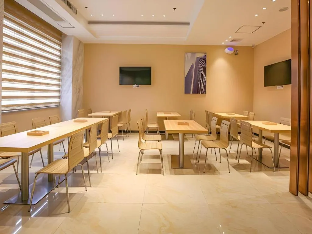 City Comfort Inn Yangjiang Yangxi Renmin Road Triumph Plaza