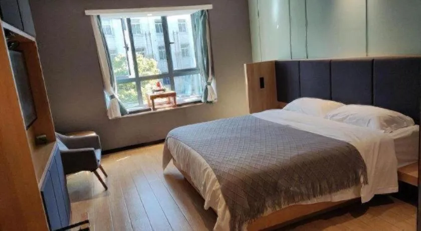 Bed in Immersing Hotels & Resort Yunzhu Meiyuan Wuyishan Impression Dahongpao