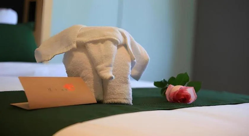 Bed in Immersing Hotels & Resort Yunzhu Meiyuan Wuyishan Impression Dahongpao