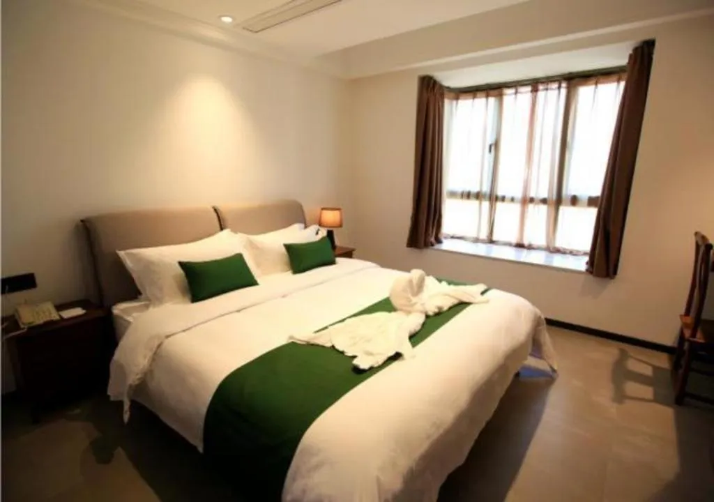 Bed in Immersing Hotels & Resort Yunzhu Meiyuan Wuyishan Impression Dahongpao