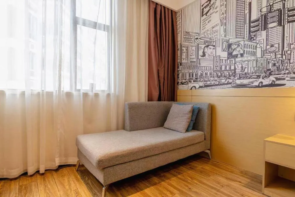 Bed in City Comfort Inn Quanzhou Wanda