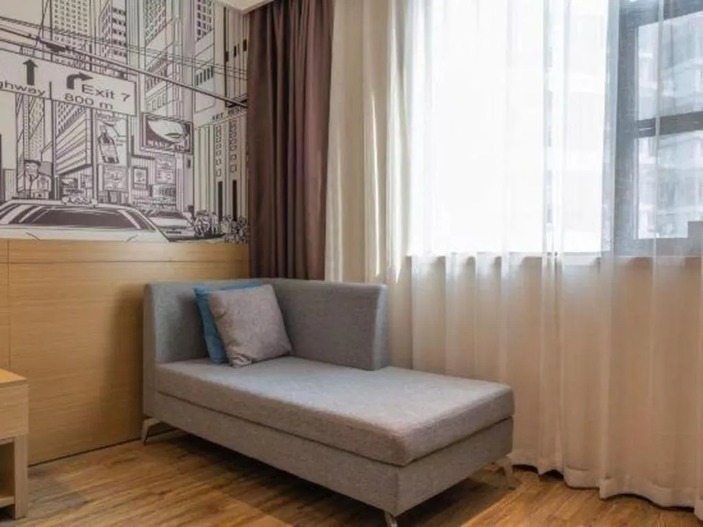 Bed in City Comfort Inn Quanzhou Wanda