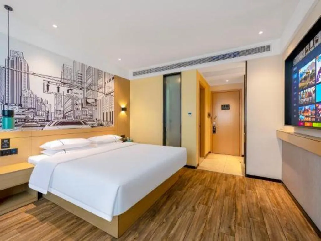 Bed in City Comfort Inn Quanzhou Wanda