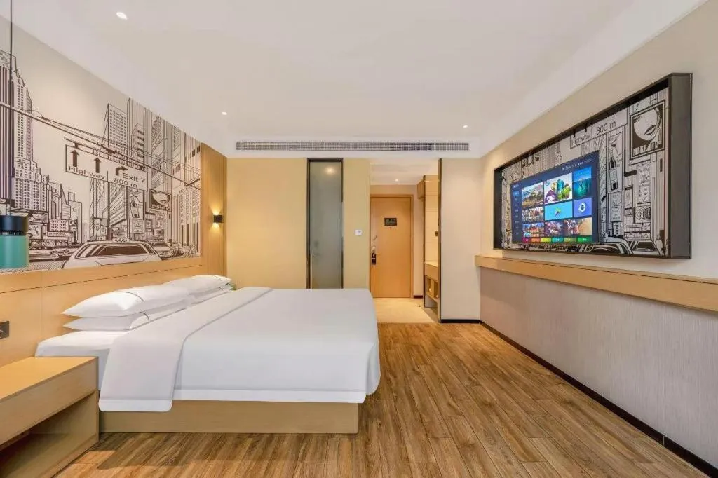 Bed in City Comfort Inn Quanzhou Wanda