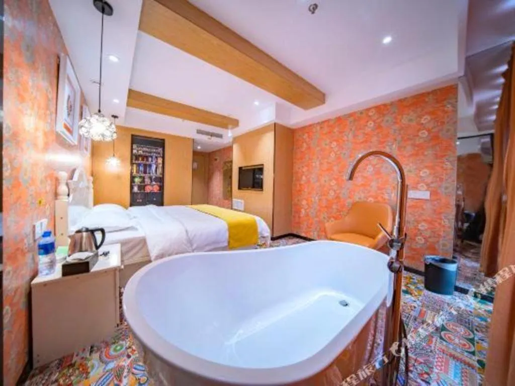 Bed in Echarm Hotel Hefei West Qilitang Metro Station