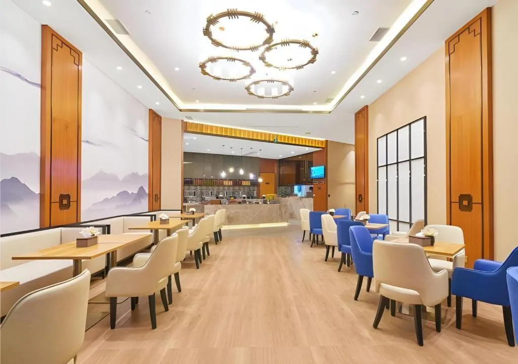 E-Cheng Hotel Yangjiang Baili Plaza