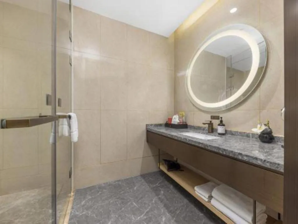 E-Cheng Hotel Yangjiang Baili Plaza