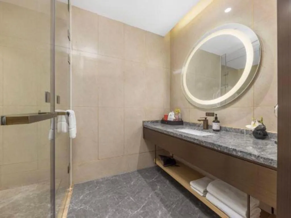 E-Cheng Hotel Yangjiang Baili Plaza