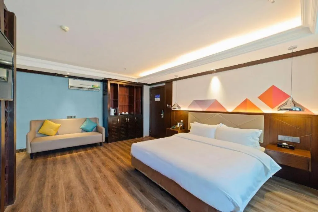 Bed in Borrman Hotel Zhongshan Henglan Xiyong