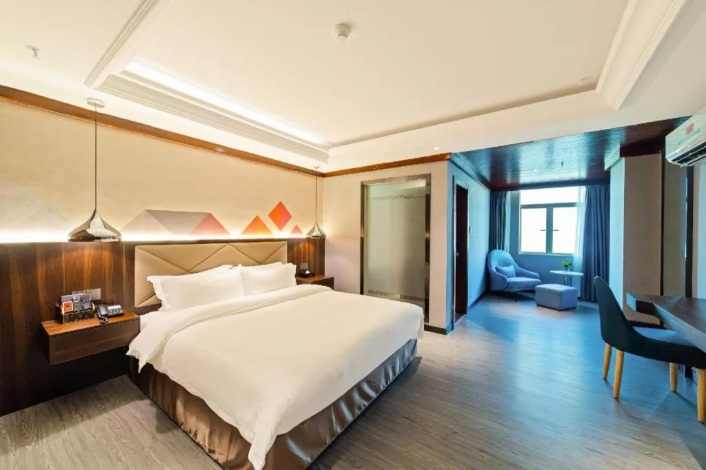 Bed in Borrman Hotel Zhongshan Henglan Xiyong